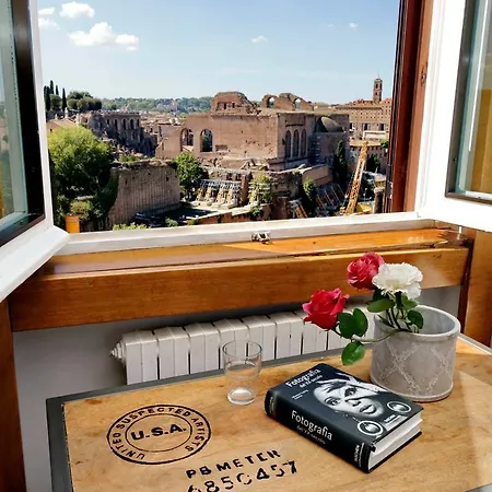 Fori Imperiali ローマ